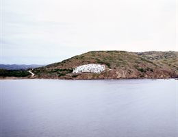 Closed Island project by Manuel Pinar