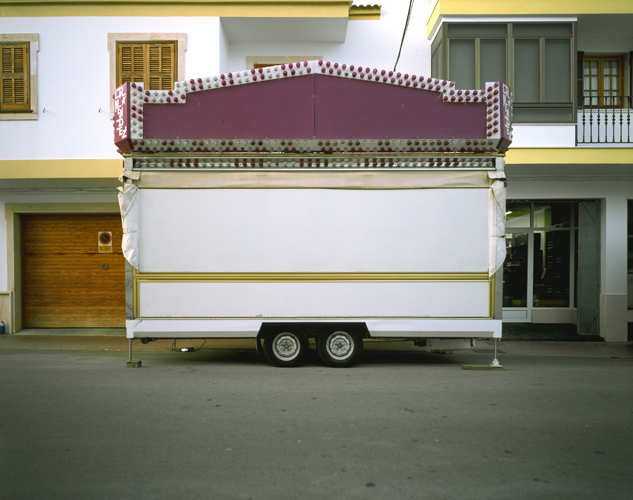 Walking Around project by Manuel Pinar