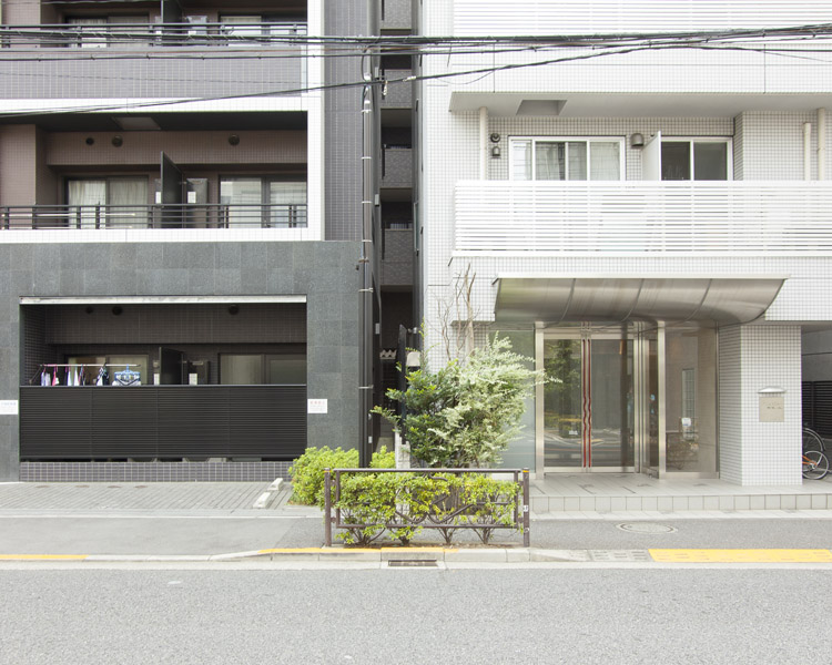 Yosekiritsu large format photograph 4 by Manuel Pinar